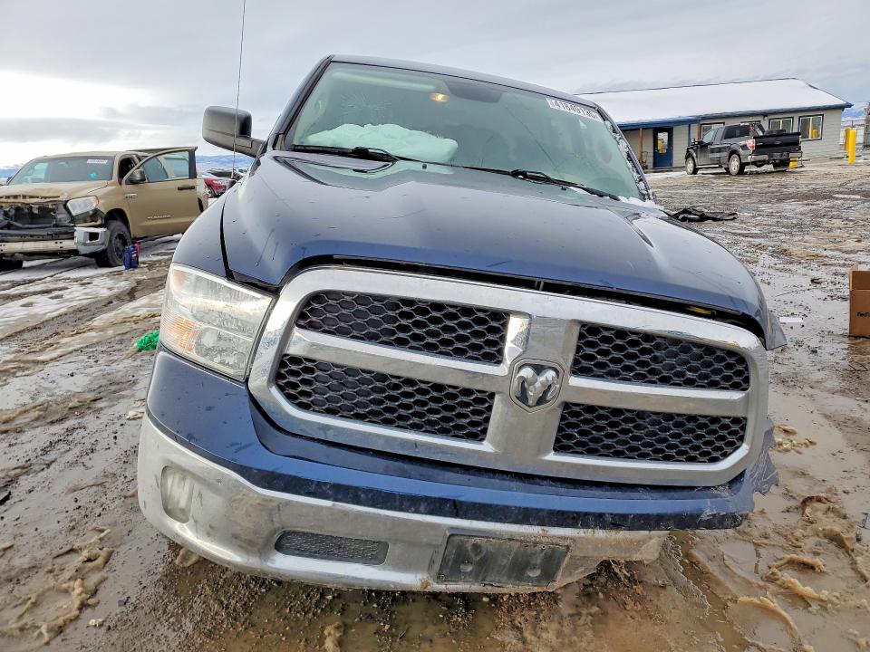 41849136 :رقم المزاد ، 1C6RR7FT4KS675243 vin ، 2019 Ram 1500 Classic مزاد بيع