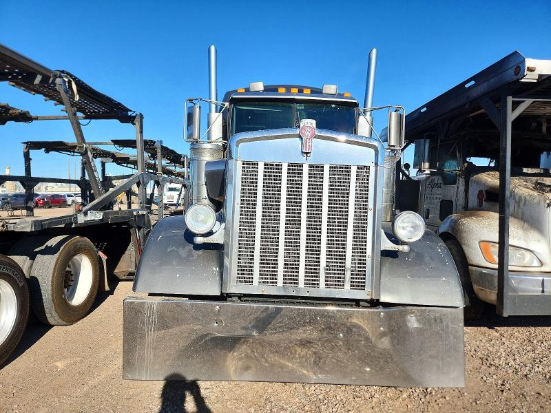 Продаж на аукціоні авто 2001 Kenworth Construction, vin: 1XKWDB9X11R863966, номер лоту: 46883126