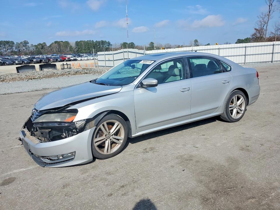79899115 :رقم المزاد ، 1VWCT7A33EC015603 vin ، 2014 Volkswagen Passat مزاد بيع
