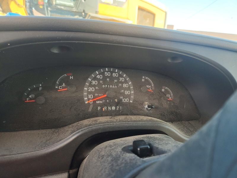 2003 Ford E450 მანქანა იყიდება აუქციონზე, vin: 1FDXE45S33HB85132, აუქციონის ნომერი: 46301676
