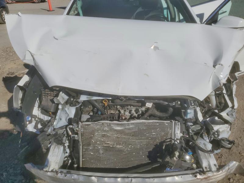 2015 Buick Lacrosse მანქანა იყიდება აუქციონზე, vin: 1G4GB5G3XFF255794, აუქციონის ნომერი: 46762036