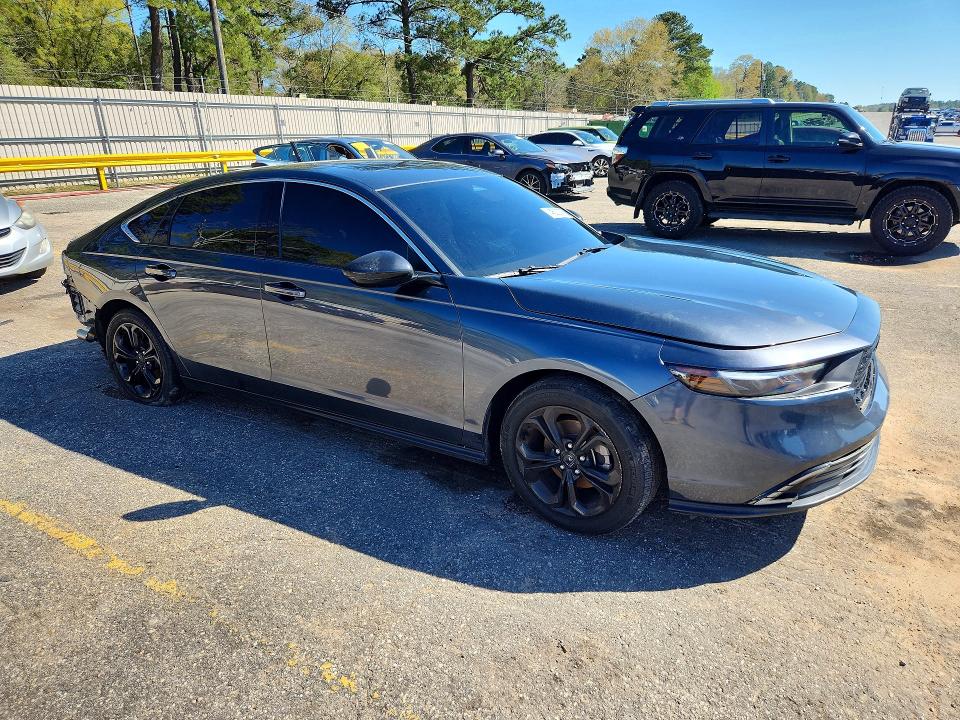 2024 Honda Accord მანქანა იყიდება აუქციონზე, vin: 1HGCY1F38RA033009, აუქციონის ნომერი: 46000756