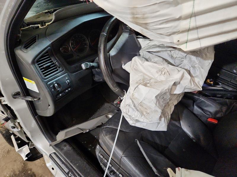 2005 Volvo S60 მანქანა იყიდება აუქციონზე, vin: YV1RS592852478286, აუქციონის ნომერი: 79971185
