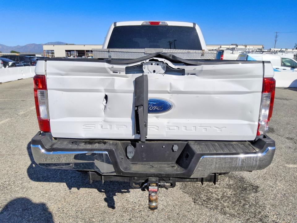 53288526 :رقم المزاد ، 1FT7W2BT0KEG05481 vin ، 2019 Ford F250 مزاد بيع