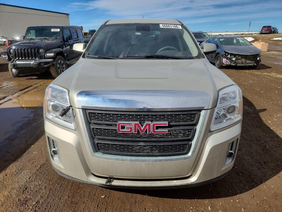 46663166 :رقم المزاد ، 2GKFLVEKXF6307446 vin ، 2015 Gmc Terrain مزاد بيع