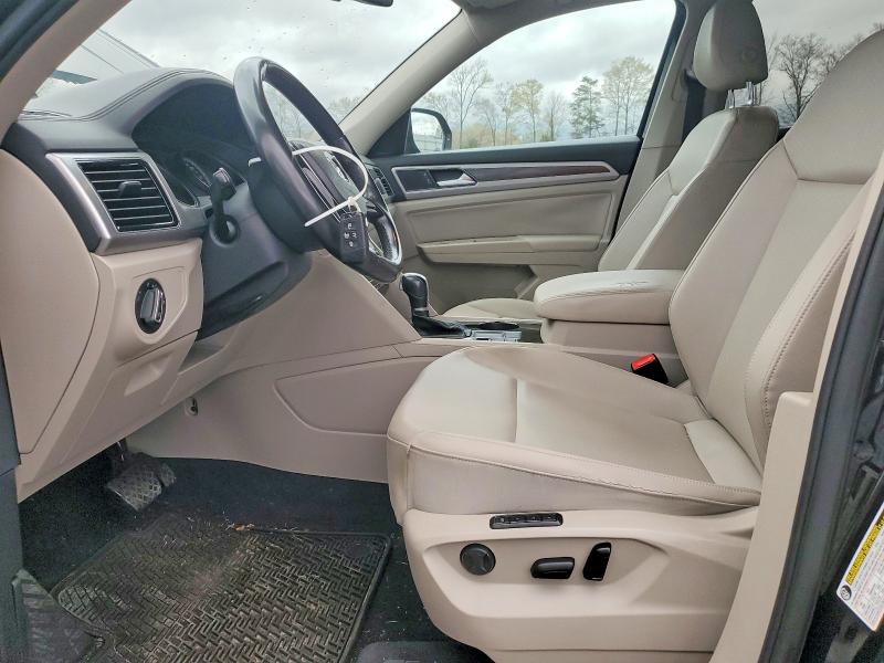 Продажа на аукционе авто 2018 Volkswagen Atlas, vin: 1V2ER2CA6JC537871, номер лота: 45770016