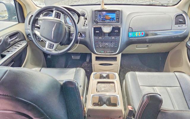 77216045 :رقم المزاد ، 2C4RC1BG1FR562552 vin ، 2015 Chrysler Town & Country مزاد بيع