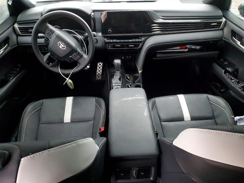 79600195 :رقم المزاد ، 4T1DBADK8SU525683 vin ، 2025 Toyota Camry مزاد بيع