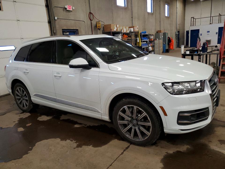 Продажа на аукционе авто 2017 Audi Q7, vin: WA1VAAF79HD036023, номер лота: 41672766