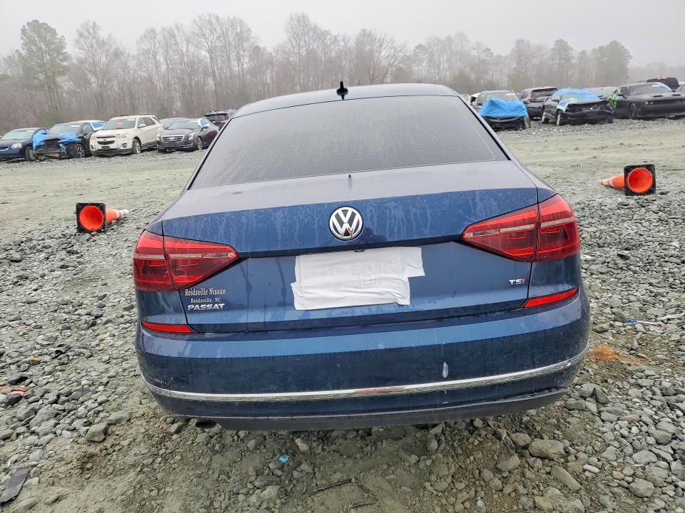 79612145 :رقم المزاد ، 1VWLA7A38KC013394 vin ، 2019 Volkswagen Passat مزاد بيع