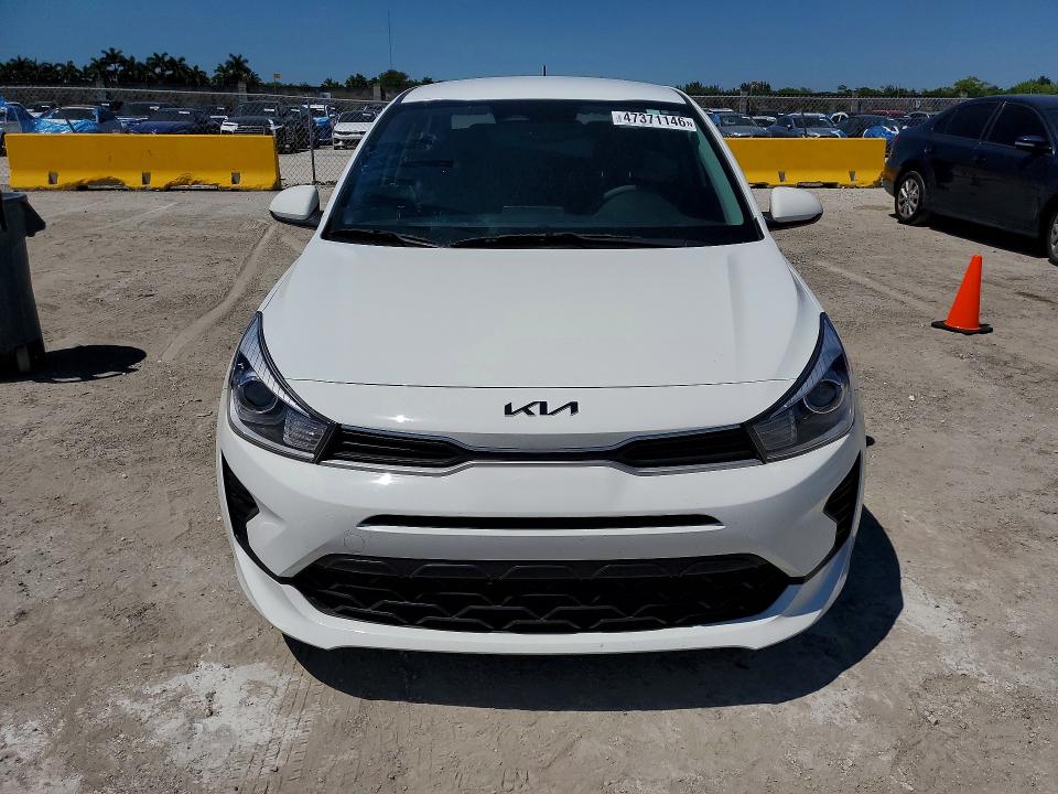 2023 Kia Rio მანქანა იყიდება აუქციონზე, vin: 3KPA24AD4PE542811, აუქციონის ნომერი: 47371146