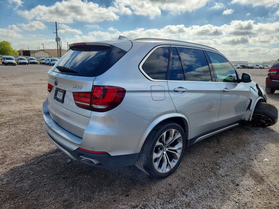 46364466 :رقم المزاد ، 5UXKR2C53J0X09300 vin ، 2018 Bmw X5 مزاد بيع