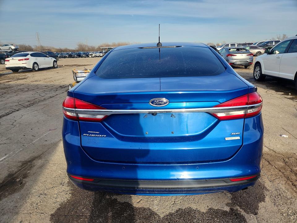 46891096 :رقم المزاد ، 3FA6P0HD9JR213498 vin ، 2018 Ford Fusion مزاد بيع