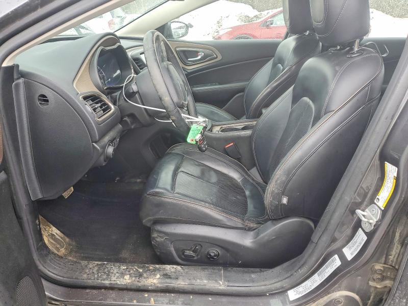 79930695 :رقم المزاد ، 1C3CCCEG5FN656433 vin ، 2015 Chrysler 200 مزاد بيع