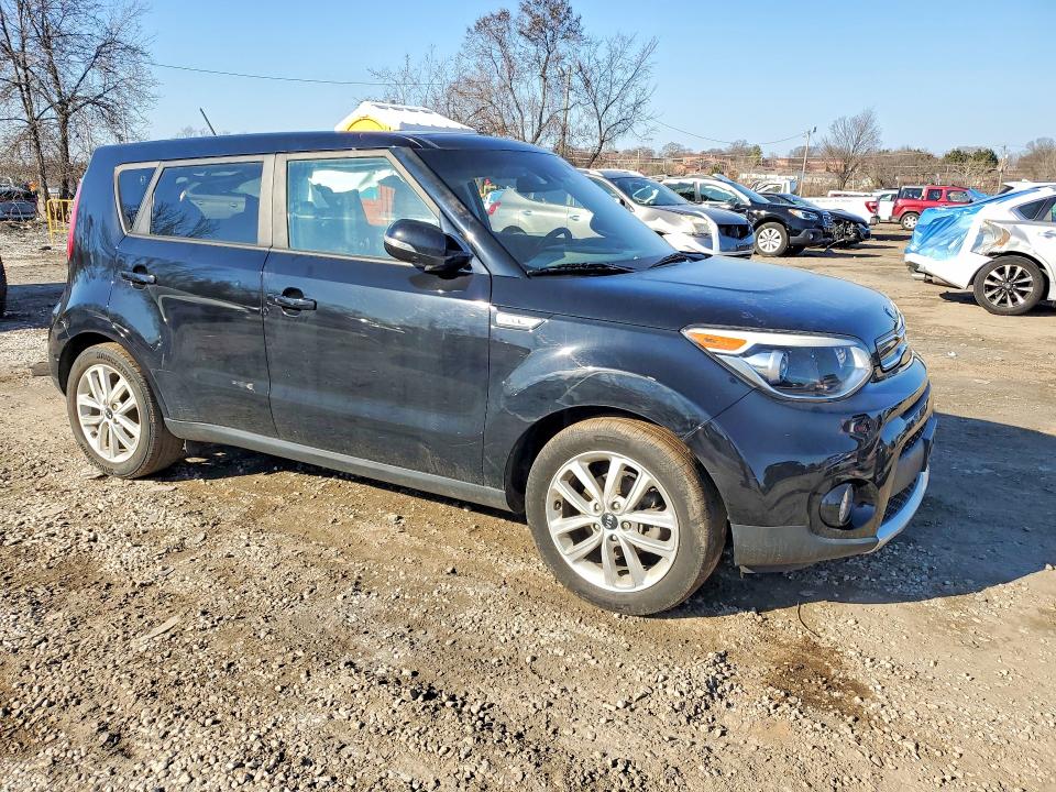 Продаж на аукціоні авто 2017 Kia Soul, vin: KNDJP3A52H7419062, номер лоту: 41985426