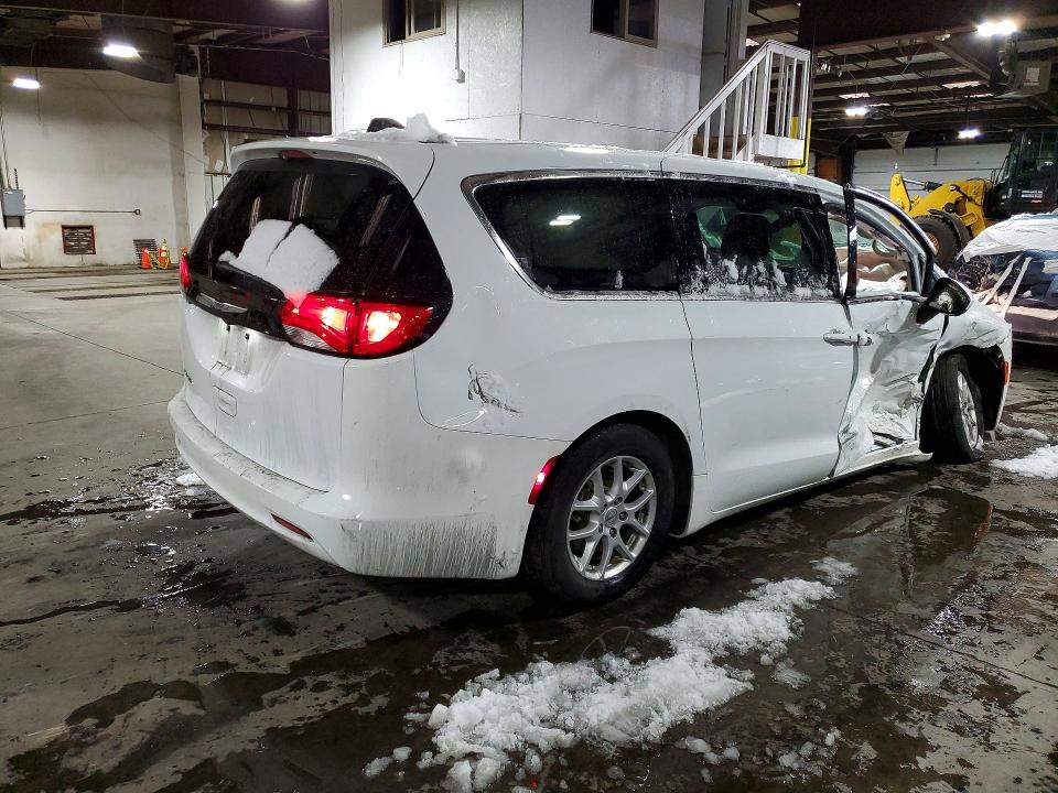 2022 Chrysler Voyager მანქანა იყიდება აუქციონზე, vin: 2C4RC1CG9NR227083, აუქციონის ნომერი: 41663106
