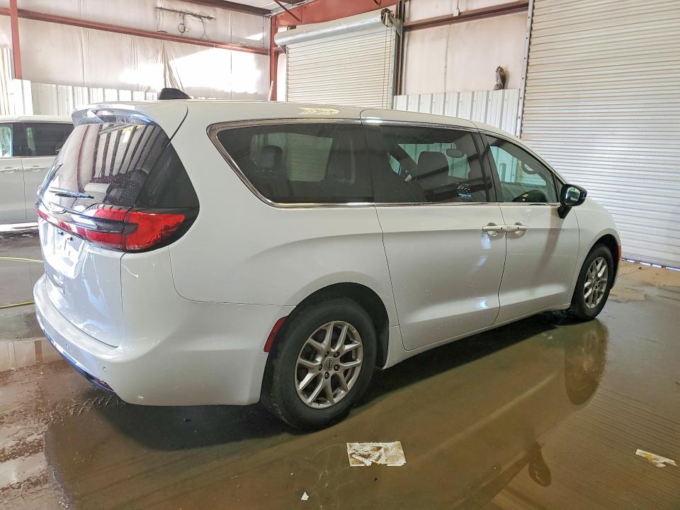Продажа на аукционе авто 2025 Chrysler Pacifica, vin: 2C4RC1BG1SR502376, номер лота: 46482906
