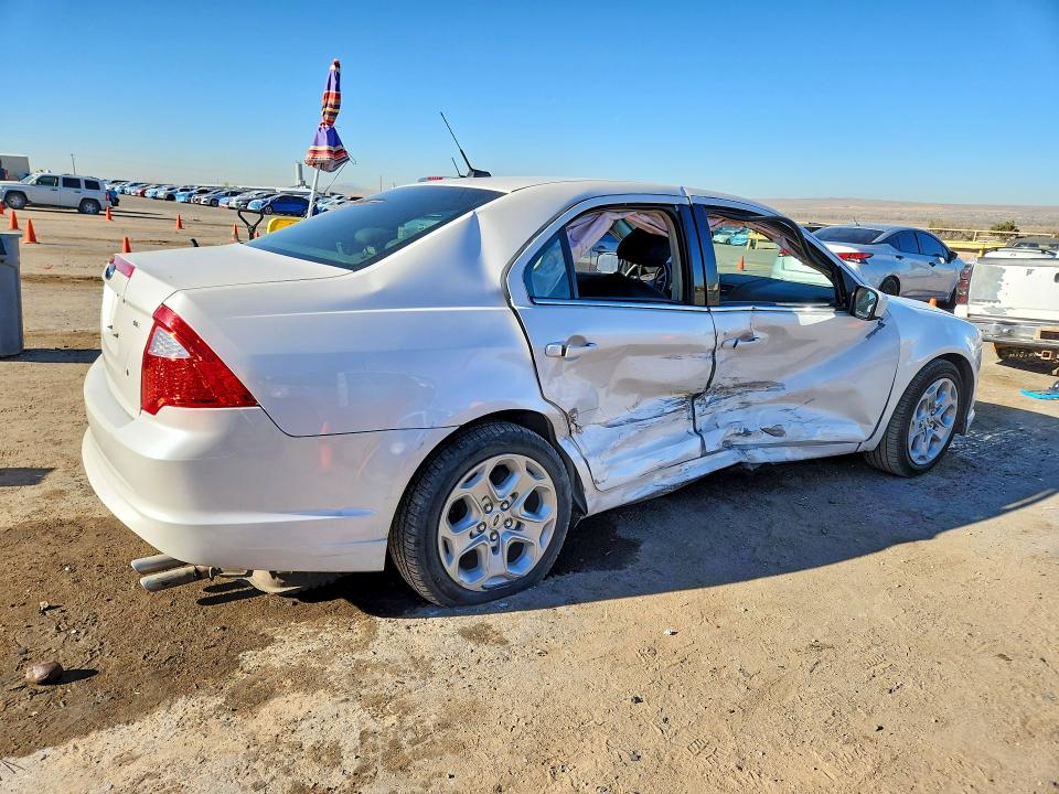 45503316 :رقم المزاد ، 3FAHP0HA5AR288018 vin ، 2010 Ford Fusion مزاد بيع