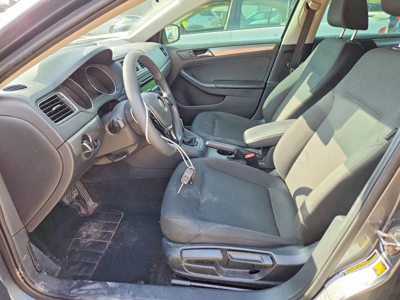 42045556 :رقم المزاد ، 3VWD17AJ9FM275089 vin ، 2015 Volkswagen Jetta مزاد بيع