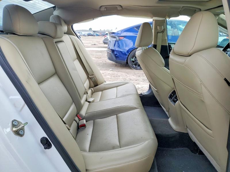 Продажа на аукционе авто 2018 Acura Tlx, vin: 19UUB2F36JA004642, номер лота: 45497746