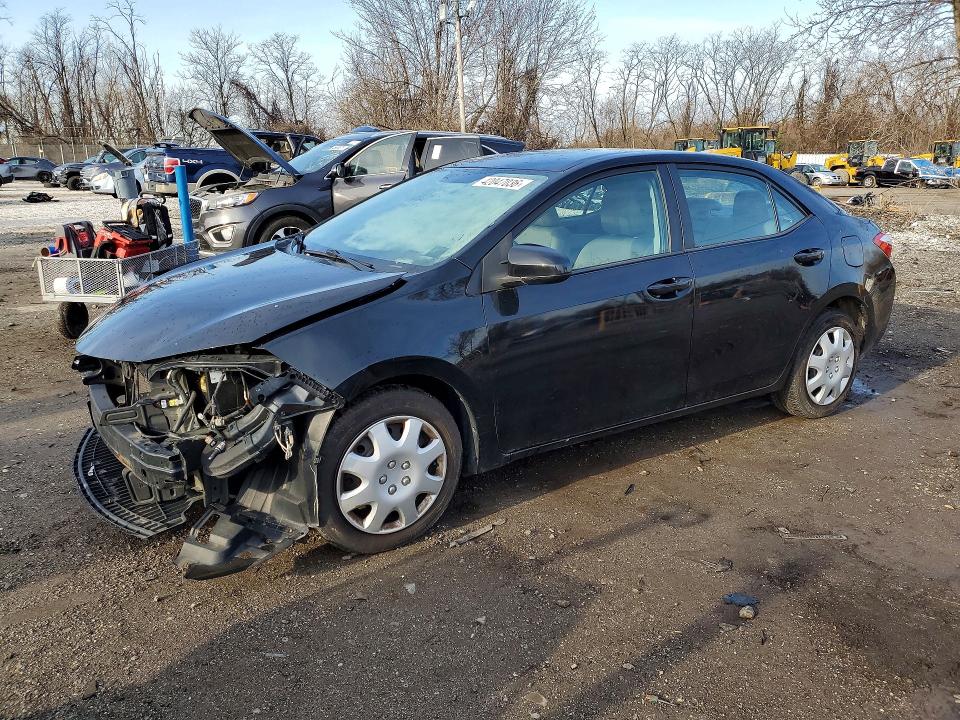 42047036 :رقم المزاد ، 2T1BURHE4FC470127 vin ، 2015 Toyota Corolla مزاد بيع
