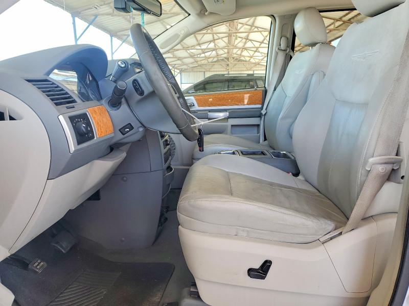 2010 Chrysler Town & Country მანქანა იყიდება აუქციონზე, vin: 2A4RR6DX0AR253540, აუქციონის ნომერი: 45949736