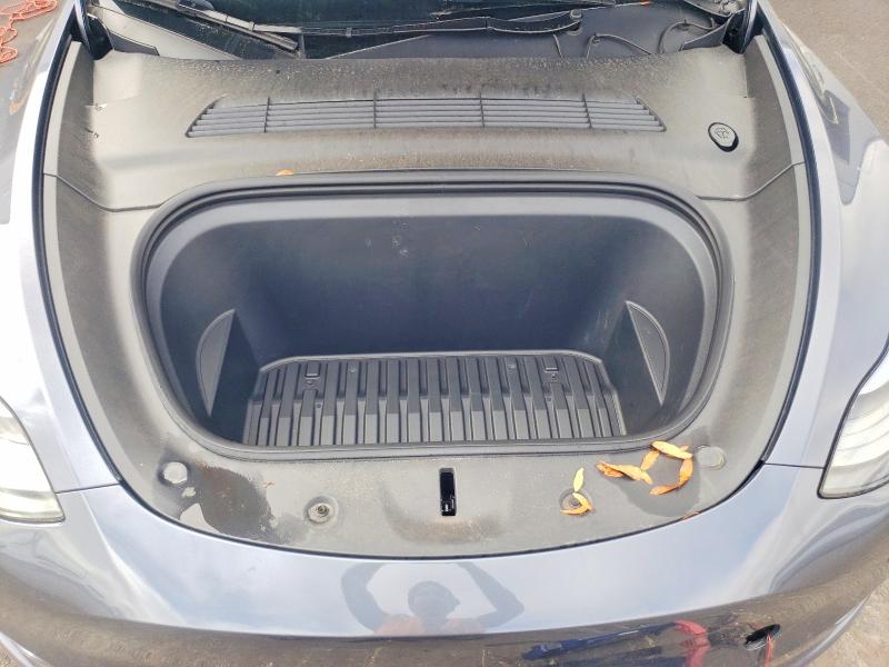 41879376 :رقم المزاد ، 7SAYGDEDXPF956277 vin ، 2023 Tesla Model Y مزاد بيع