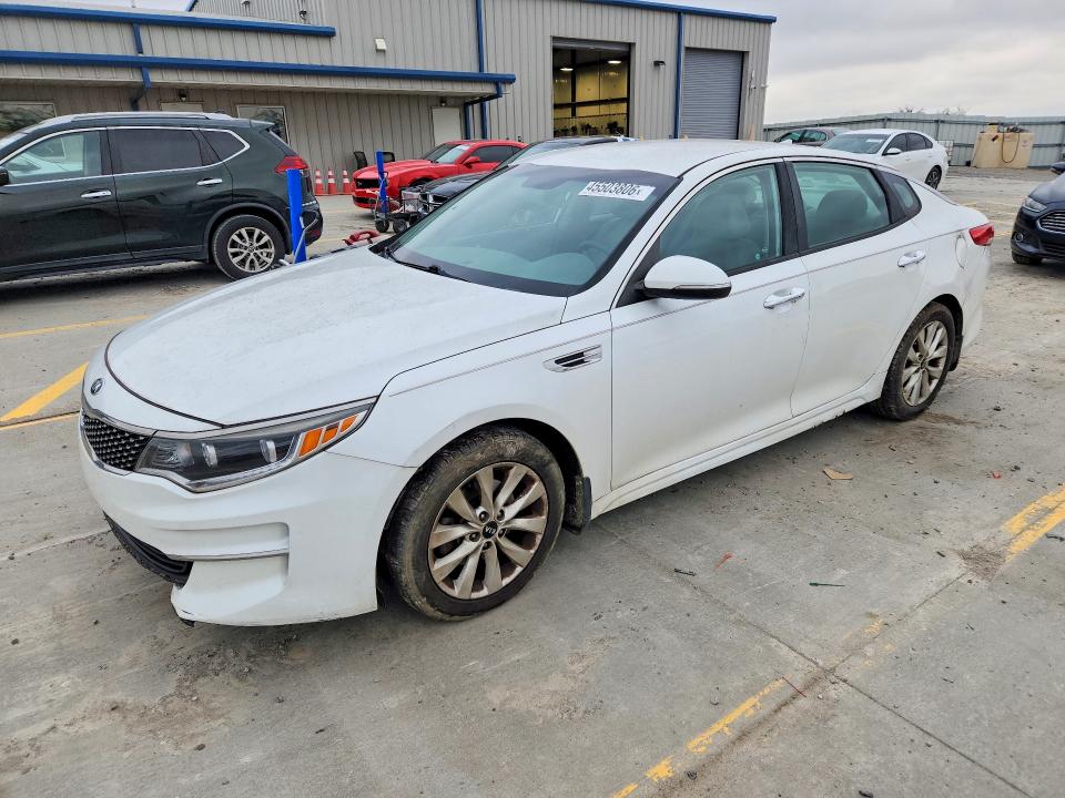 Продаж на аукціоні авто 2016 Kia Optima, vin: 5XXGU4L35GG020981, номер лоту: 45503806