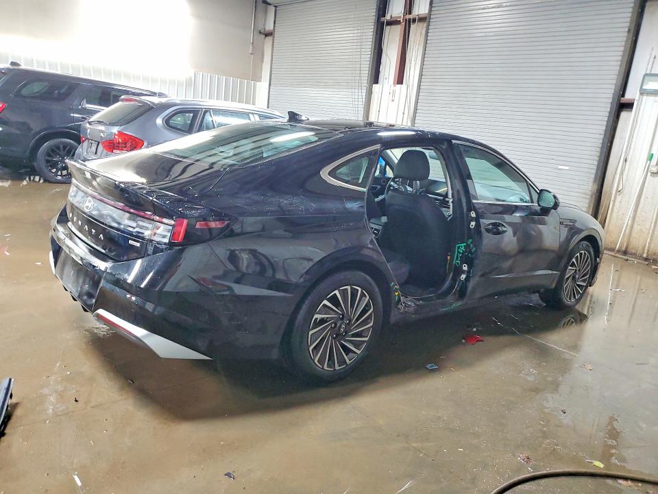 Продаж на аукціоні авто 2025 Hyundai Sonata Hybrid, vin: KMHL54JJ6SA130208, номер лоту: 41947366