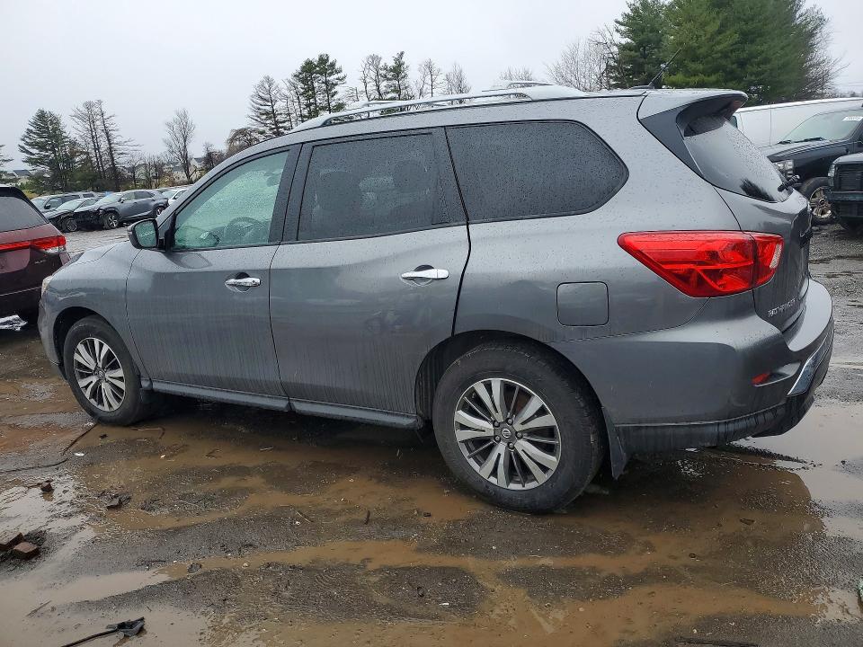 45543006 :رقم المزاد ، 5N1DR2MM0JC667601 vin ، 2018 Nissan Pathfinder مزاد بيع