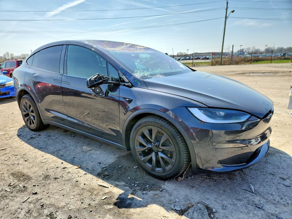 47584676 :رقم المزاد ، 7SAXCBE5XRF434384 vin ، 2024 Tesla Model X مزاد بيع