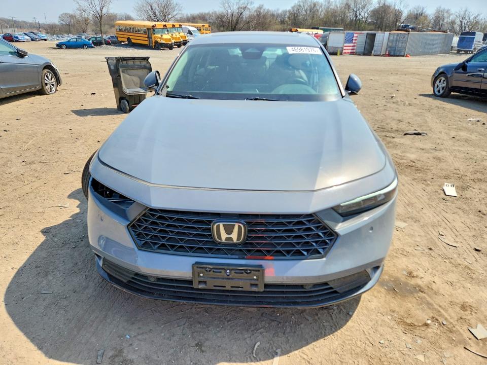 Продажа на аукционе авто 2025 Honda Accord, vin: 1HGCY2F67SA014294, номер лота: 46981976