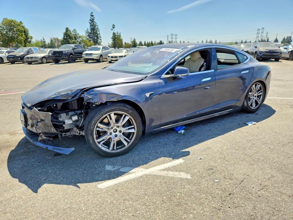 47608396 :رقم المزاد ، 5YJSA1E23LF413896 vin ، 2020 Tesla Model S مزاد بيع
