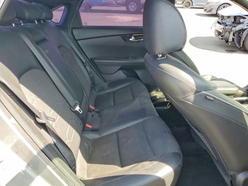 47750046 :رقم المزاد ، 3KPF54AD2NE447738 vin ، 2022 Kia Forte مزاد بيع