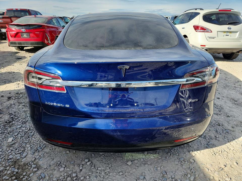 2018 Tesla Model S მანქანა იყიდება აუქციონზე, vin: 5YJSA1E28JF282820, აუქციონის ნომერი: 45825116