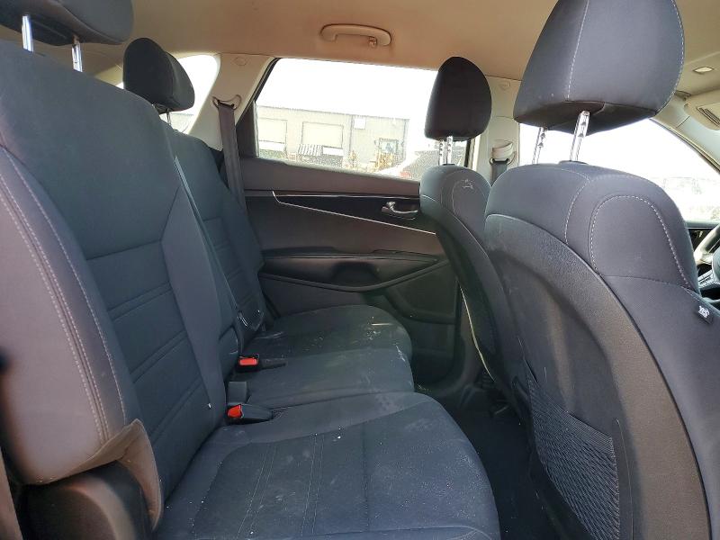 78460825 :رقم المزاد ، 5XYPG4A30LG631727 vin ، 2020 Kia Sorento مزاد بيع