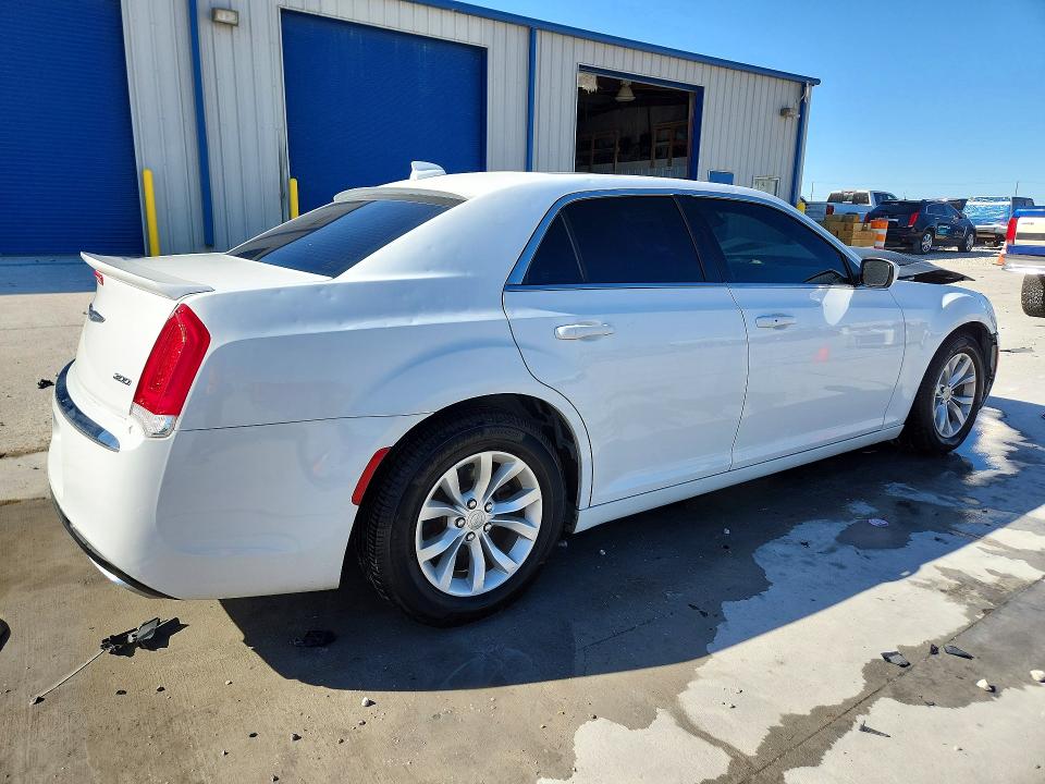 Aukcja sprzedaży 2015 Chrysler 300, vin: 2C3CCAAG3FH801875, numer aukcji: 47004056