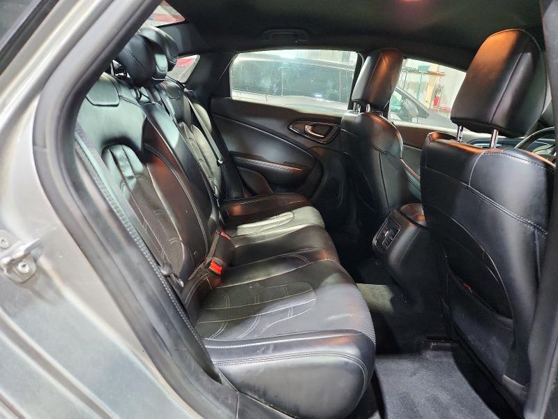 79702265 :رقم المزاد ، 1C3CCCBG5GN100273 vin ، 2016 Chrysler 200 مزاد بيع