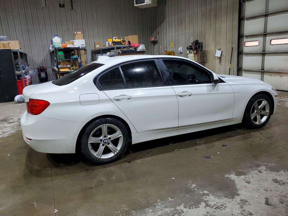 2013 Bmw 328 მანქანა იყიდება აუქციონზე, vin: WBA3B3C54DF539978, აუქციონის ნომერი: 79226635