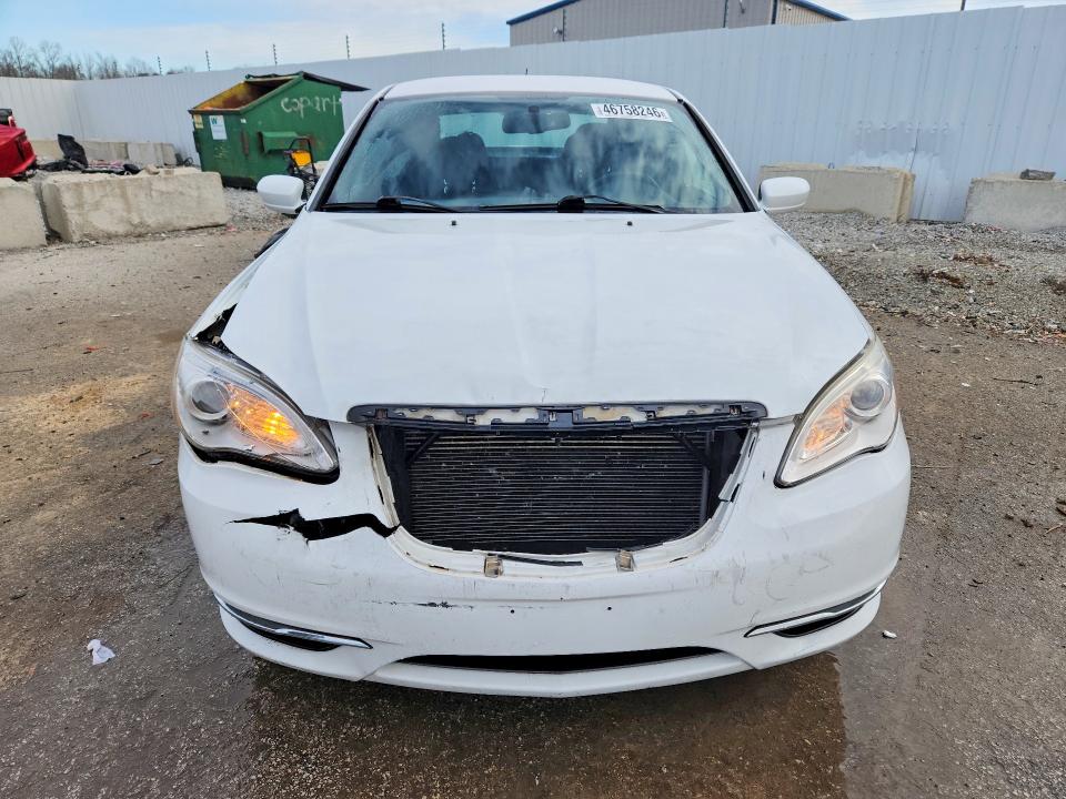 Продажа на аукционе авто 2013 Chrysler 200, vin: 1C3CCBBB7DN611669, номер лота: 46758246