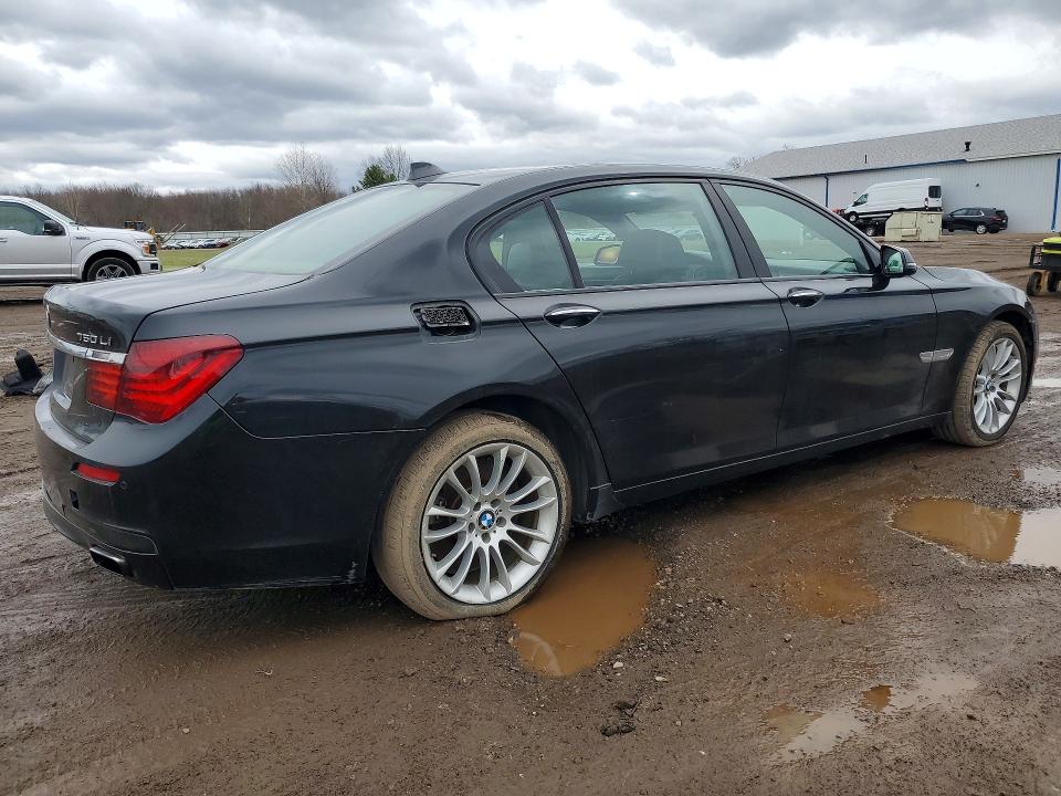 46485566 :رقم المزاد ، WBAYF8C58DD139800 vin ، 2013 Bmw 750 مزاد بيع