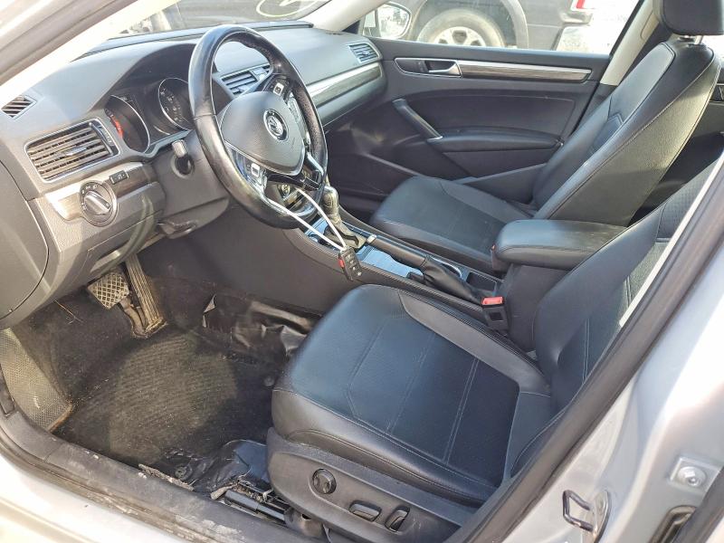 2017 Volkswagen Passat მანქანა იყიდება აუქციონზე, vin: 1VWBT7A3XHC038277, აუქციონის ნომერი: 47393426