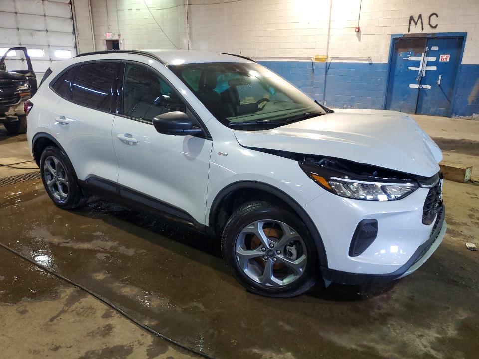2025 Ford Escape მანქანა იყიდება აუქციონზე, vin: 1FMCU9MN0SUA69029, აუქციონის ნომერი: 41643426