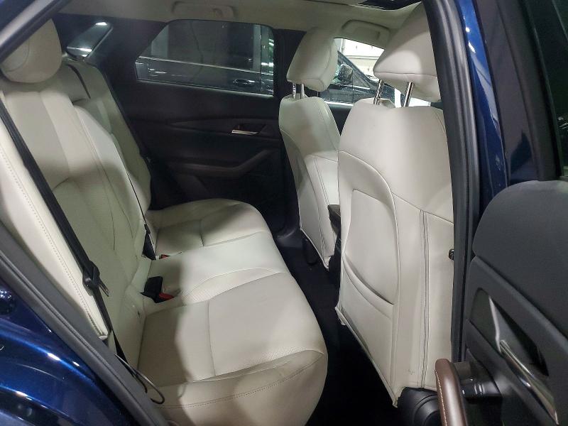 48076246 :رقم المزاد ، 3MVDMBEM6LM135397 vin ، 2020 Mazda Cx-30 مزاد بيع