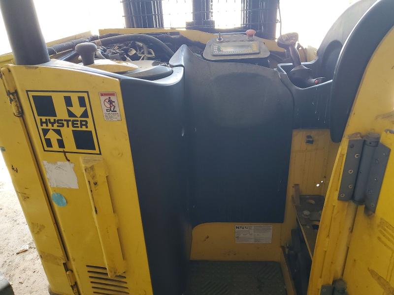 2010 Hyster Industrial Equipment მანქანა იყიდება აუქციონზე, vin: 0441LK, აუქციონის ნომერი: 47048856