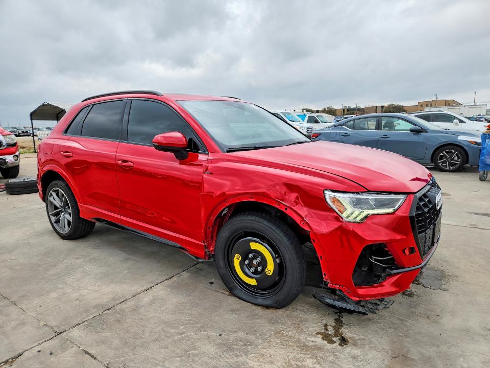 Продажа на аукционе авто 2021 Audi Q3, vin: WA1EECF38M1120746, номер лота: 78885585
