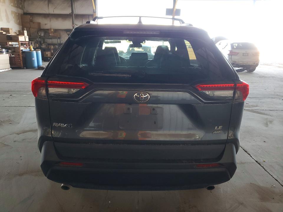 2021 Toyota Rav4 მანქანა იყიდება აუქციონზე, vin: 2T3F1RFV0MW173498, აუქციონის ნომერი: 41917336