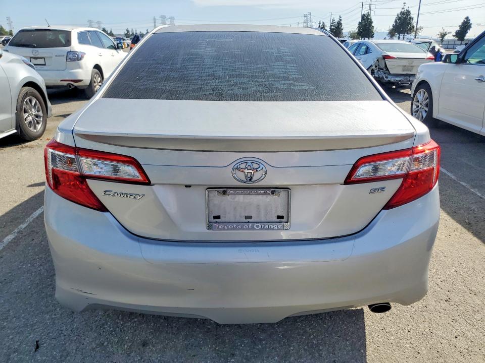2014 Toyota Camry მანქანა იყიდება აუქციონზე, vin: 4T1BF1FK1EU800842, აუქციონის ნომერი: 46300576