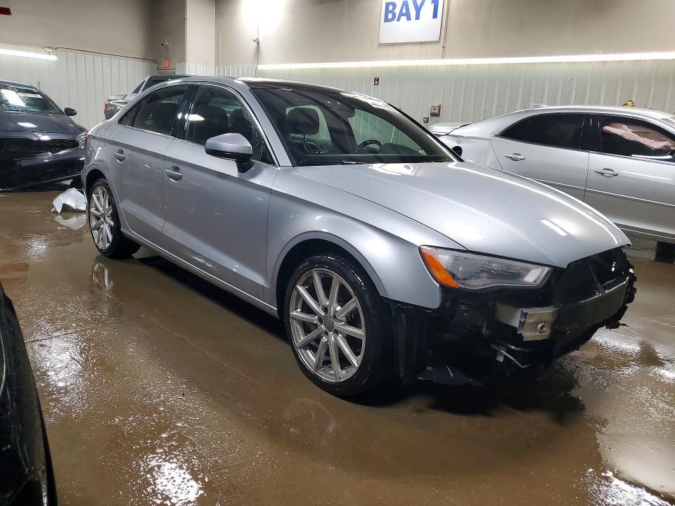 Продаж на аукціоні авто 2015 Audi A3, vin: WAUEFGFF7F1048135, номер лоту: 46044606