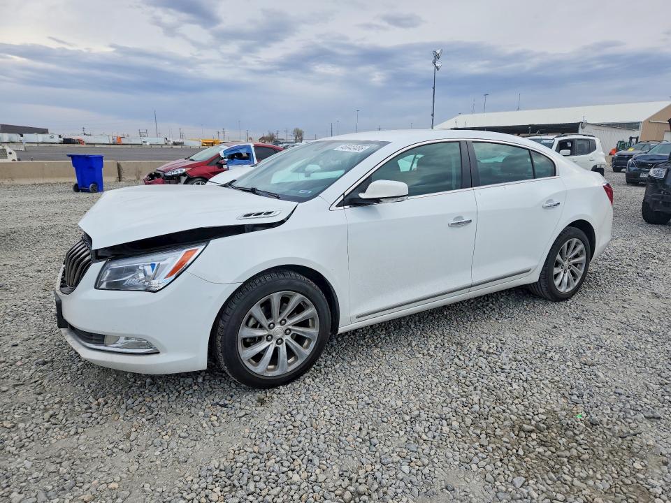 46943486 :رقم المزاد ، 1G4GB5G30GF173638 vin ، 2016 Buick Lacrosse مزاد بيع